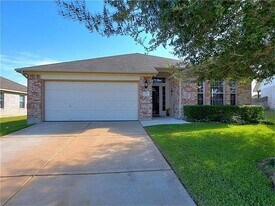 304 Trophy Ct in Bastrop, TX - Building Photo
