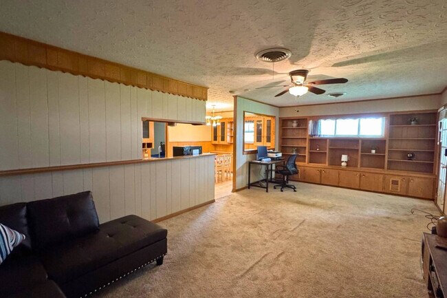 1702 Ivie Lee St-Unit -ID1234533P in Baytown, TX - Building Photo - Building Photo