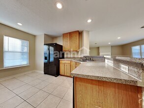 9684 Hazel Lake Dr in Jacksonville, FL - Building Photo - Building Photo