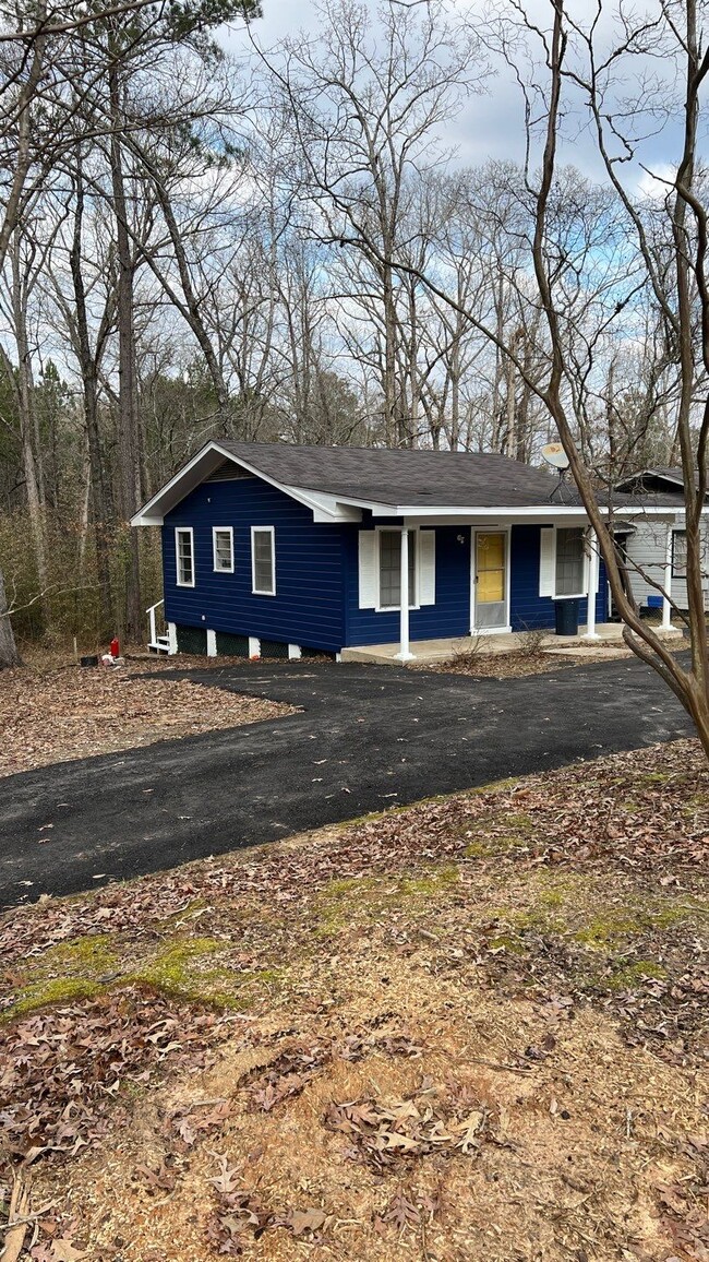 property at 301 E Tennessee Ave