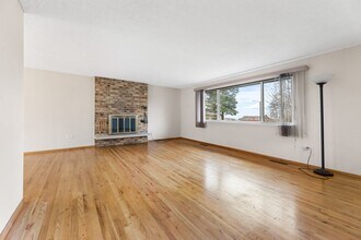 1502 Adams St in Steilacoom, WA - Building Photo - Building Photo