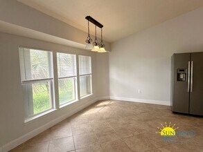 8291 Telford Ct in Navarre, FL - Building Photo - Building Photo