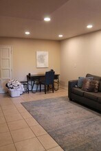 4950 N Miller Rd in Scottsdale, AZ - Building Photo - Building Photo