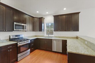 2783 Monticello Ln in Harrisburg, PA - Foto de edificio - Building Photo