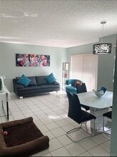 6205 SW 131st Ct in Miami, FL - Building Photo - Building Photo