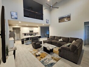 5639 Silverleaf Oak Ln in Houston, TX - Building Photo - Building Photo