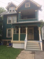 904 Ackerman Ave, Unit 3rd floor in Syracuse, NY - Building Photo