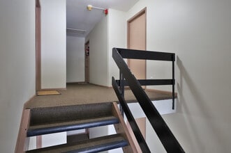 Hollybrook Apartments in Peoria, IL - Foto de edificio - Building Photo