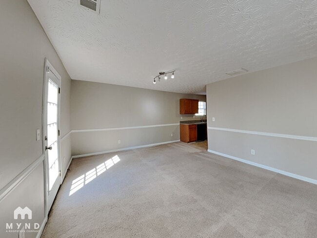 308 Nunnally Dr in Stockbridge, GA - Building Photo - Building Photo