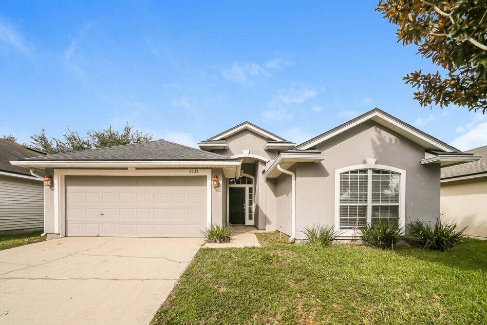 2631 Creek Ridge Dr in Green Cove Springs, FL - Building Photo