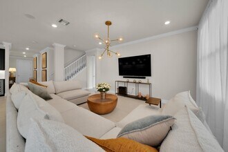 8289 Vaulting Dr in Greenacres, FL - Building Photo - Building Photo