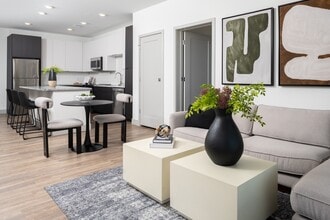 Legacy Metro 525 in Aurora, CO - Building Photo - Building Photo