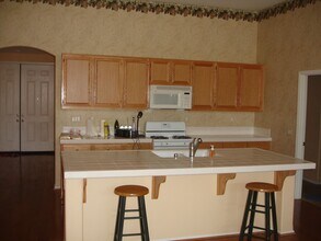 1854 Andrea Dr in Palmdale, CA - Building Photo - Building Photo