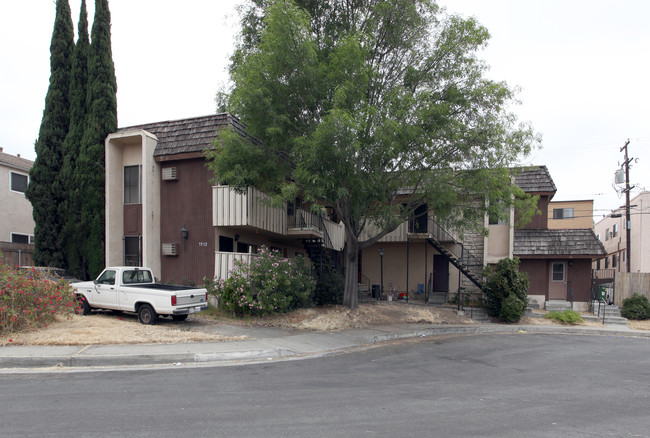 3752 Nile St in San Diego, CA - Foto de edificio - Building Photo