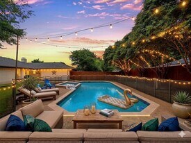709 Thoreau Ln in Allen, TX - Building Photo