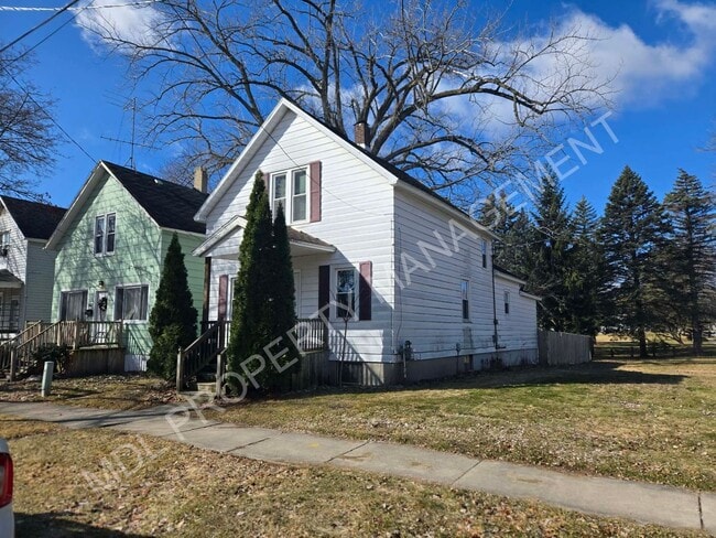 409 N Dean St in Bay City, MI - Building Photo - Building Photo