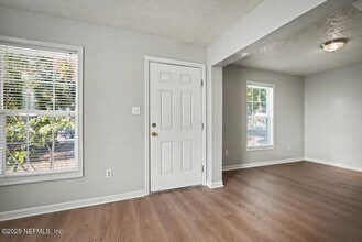 1217 Clock St in Jacksonville, FL - Building Photo - Building Photo