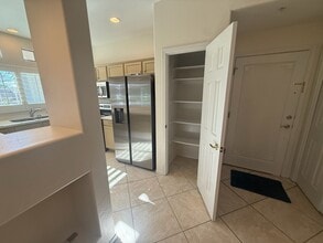 9100 E Raintree Dr, Unit 137 in Scottsdale, AZ - Foto de edificio - Building Photo