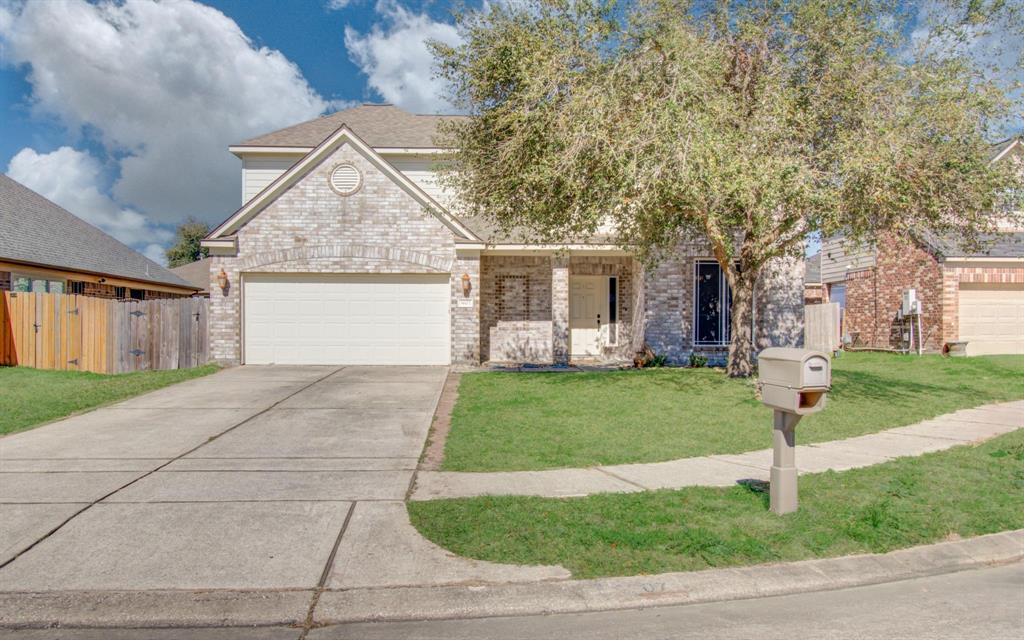 5607 Calamus Cir in Baytown, TX - Foto de edificio