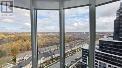 3240 William Coltson Ave in Oakville, ON - Building Photo - Building Photo