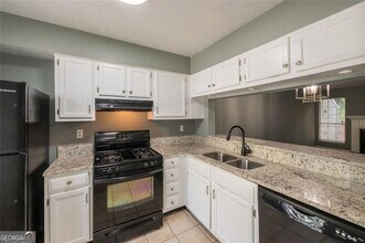 6622 Wellington Square in Norcross, GA - Building Photo - Building Photo