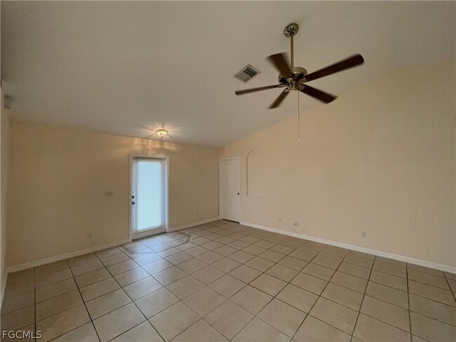 property at 606 SW 27th Terrace
