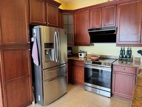 3730 NW 84th Way in Pembroke Pines, FL - Building Photo - Building Photo