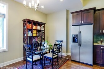3025 N California Ave in Chicago, IL - Building Photo - Building Photo