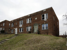 4016-4022 S Capitol St SE in Washington, DC - Building Photo