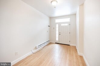 1927 N 9th St in Philadelphia, PA - Building Photo - Building Photo