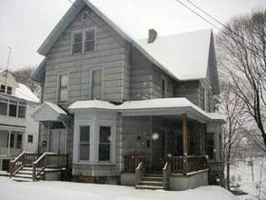 222 Mckinley Ave in Jamestown, NY - Building Photo - Building Photo