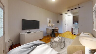347 E 76th St in New York, NY - Building Photo - Building Photo