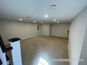 52 Taylor St in Boston, MA - Building Photo - Building Photo
