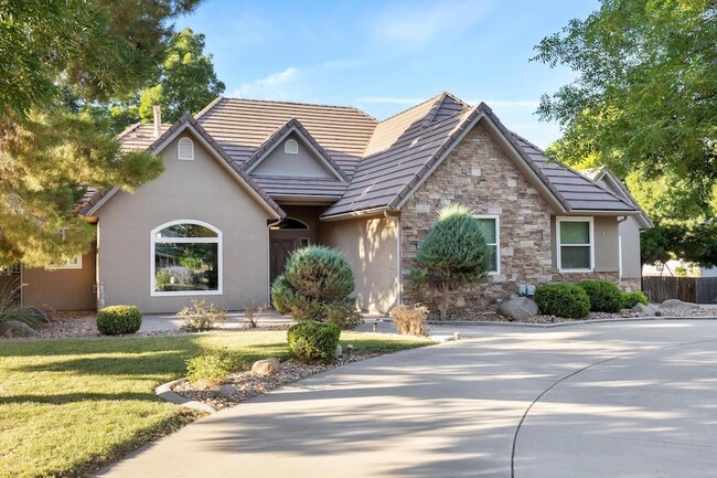property at 1171 W Topaz Rd