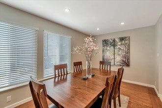 501 Atlanta St in Daly City, CA - Building Photo - Building Photo