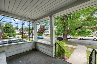 5 Dorset St in Worcester, MA - Foto de edificio - Building Photo