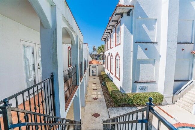 property at 902 22nd St