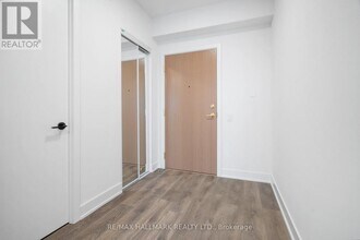 1285 Queen St E in Toronto, ON - Building Photo - Building Photo