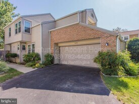 7579 Cross Gate Ln in Alexandria, VA - Building Photo