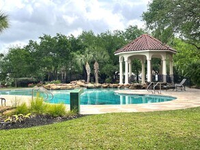 18623 Windsor Lakes Dr in Houston, TX - Building Photo - Building Photo