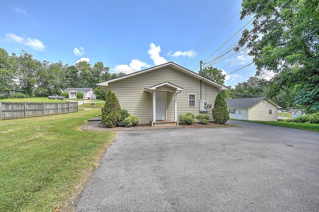 property at 1801 Indian Ridge Rd