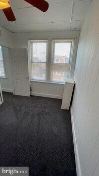 2094 Carver St photo'