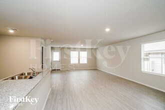 13131 Rosemary Cove in Converse, TX - Building Photo - Building Photo