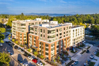Centerline in Seattle, WA - Building Photo - Building Photo
