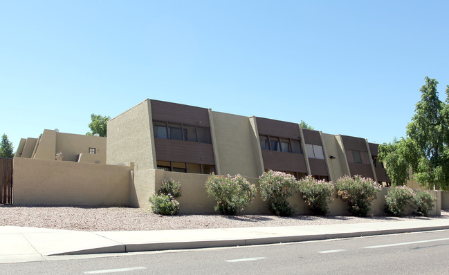 611-613 615 W 13th St in Tempe, AZ - Building Photo - Building Photo