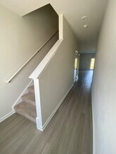 37 Bloomsbury St in Falling Waters, WV - Building Photo - Building Photo
