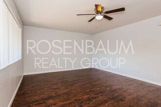 553 W Rio Salado Pkwy in Mesa, AZ - Foto de edificio - Building Photo