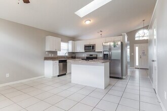 11872 Sindlesham Ct in Orlando, FL - Foto de edificio - Building Photo