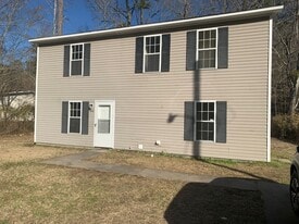 574 Gum Bridge Rd in Elizabeth City, NC - Building Photo