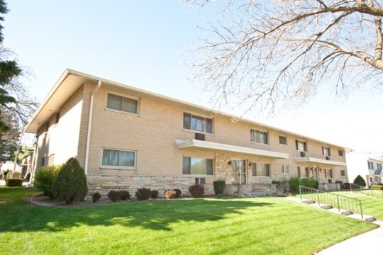 Grant Street Apartments in West Allis, WI - Foto de edificio